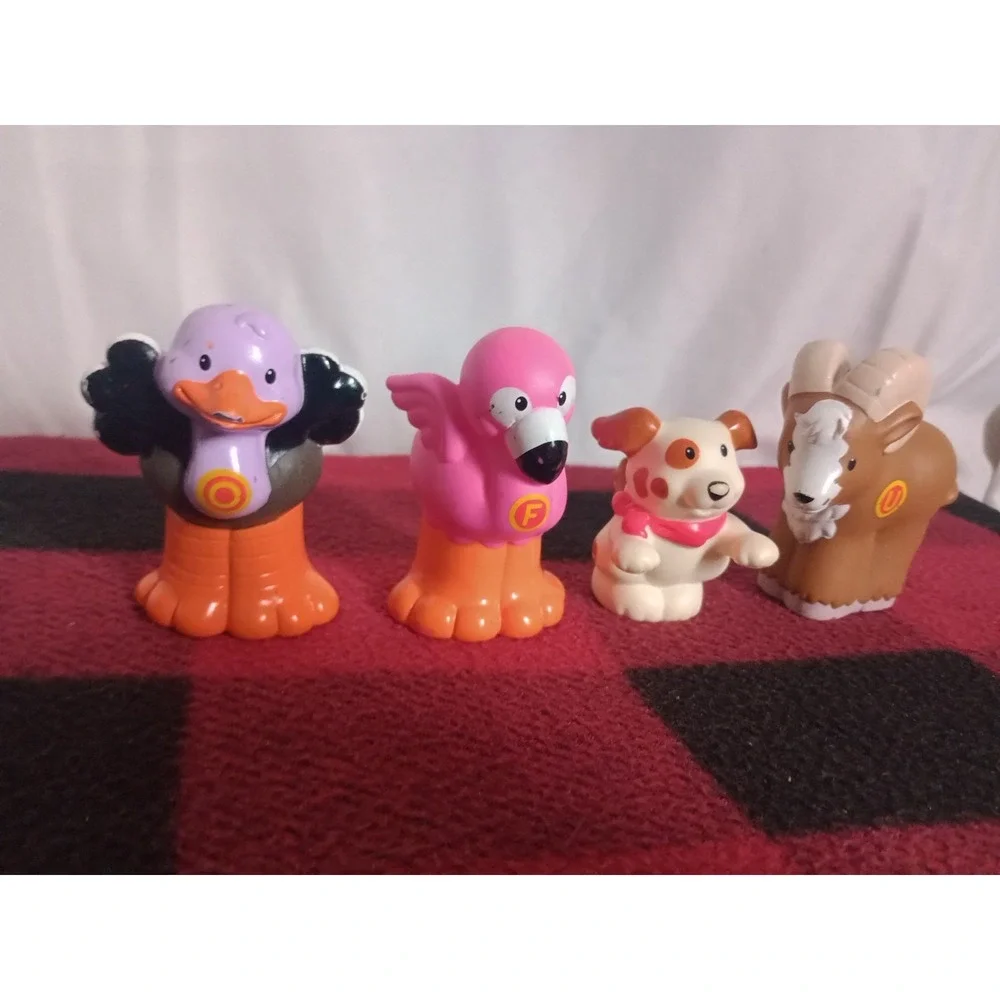 Fisher Price Little People Zoo Animals Alphabet Zoo Lot Of 3 UFO And 1 Dog